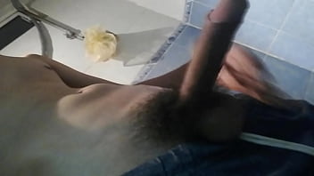 Preview 3 of Real Hot Mom Strip - Un peque&ntilde_o video de mi verga