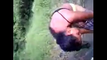 Preview 1 of Publicpickups Kimber Lee - Sexo en la selva