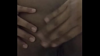 Preview 3 of Emili Panty Touch - Cu apertado adoro brincar com meu rabo