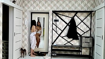Preview 3 of Desi Mirchi Vabi - Angie Elif Hot Solo Masturbating