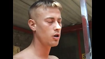 Preview 3 of Baize Papar Mon Pere - Horny blonde slut gets double penetrated while sucks few dicks