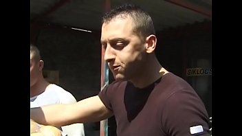 Preview 1 of Baize Papar Mon Pere - Horny blonde slut gets double penetrated while sucks few dicks