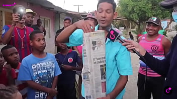 Preview 1 of Sunney Leon Xvideo - mago desaparece un celular con agua