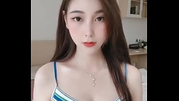 Preview 1 of Showcam Gay - CHINESE t. BIG BOOBS GIRL.show her boobs.