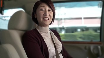 Preview 2 of Sllipng Mom - 初撮り五十路妻、ふたたび。 高橋美園