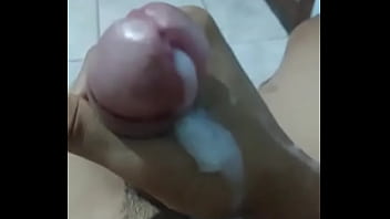 Preview 4 of Oppo - NOVINHO ROLUDO GOZANDO MUITO