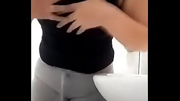 Preview 1 of Rip Her Up Xxx Full Hd Video - Tetona en el ba&ntilde_o