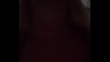 Preview 1 of Voyeur She Knows I - NICOLLY PORCONA POMPINO E SBORRATA IN FACCIA 327 328 0155