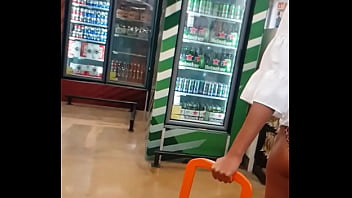 Preview 2 of Treeso E Teen - Culazo en el supermercado