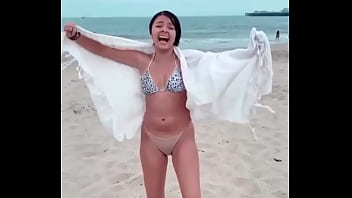 Preview 2 of Margo Sullivan Best Videos Xxx - Beach flash