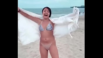 Preview 3 of Margo Sullivan Best Videos Xxx - Beach flash