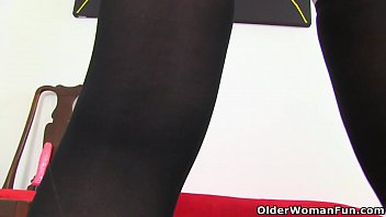 Preview 3 of Xxxcncc - British gilf Ila Jane shows you her fuckable holes