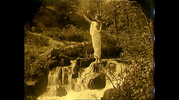 Preview 4 of Seachindonesia Bokep Simontok - Nude Woman by Waterfall (1920)