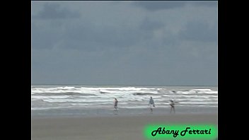 Preview 4 of My Mom Saw Me Naked - Desconhecido Gozou dentro da Minha Buceta na Praia