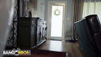 Preview 1 of Summy Leobe Sex Videos - BANGBROS - Jmac &amp_ PAWG Eva Lovia Toss The Script Then Get Right To It