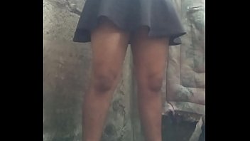 Preview 2 of Buduun Huuhen - Falda con el viento