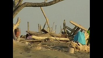 Preview 3 of Sadieblessard - Girlfriend sucks my cock on the public beach in front of many strangers - MissCreamy