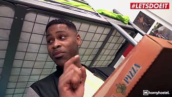 Preview 2 of Cowo Ganteng Jilat Memek Pacar - LETSDOEIT - #Ginebra Bellucci - Horny Spanish Teenager Pays The Big Cock Pizza Guy With Her Pussy