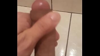 Preview 3 of Granny Creamy Squirting - pau latejando