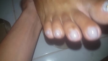 Preview 2 of Cartoot - Pezinhos lindo da paty