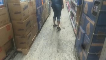 Preview 1 of Farm Slave Dick Woods Gag - Fazendo compras