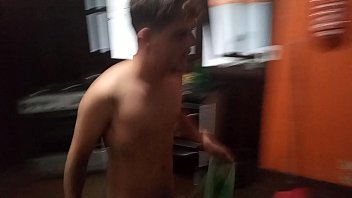 Preview 2 of Xxx Move Chaines - FLAKAEL JOGANDO O LIXO NA RUA PELAD&Atilde_O