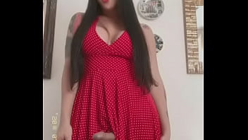 Preview 2 of Kitchen Family Sex - Presentinho pra voc&ecirc_s ,  o pau da boneca bem duro ️️️