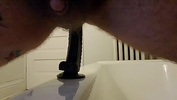 Preview 1 of Oma Sperm - Test riding