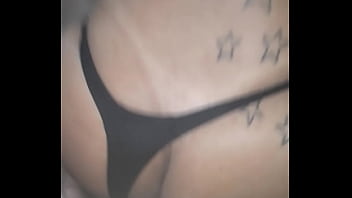 Preview 4 of Milking Tits Mom - Leitada no cuzinho no p&ecirc_lo v&iacute_deo completo no RED amores.