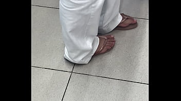 Preview 2 of Indian Dewar Bhabhi Xxx Vidio - P&eacute_s de chinelo no mercado