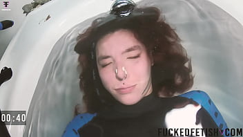 Preview 1 of Village Girl Bath Sex - Skinny Sattira xunderwater bathtub spandex sexy day