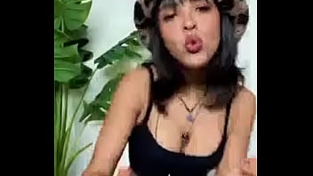 Preview 3 of Big Ass Boob And 17 Inch - Linda! Amo.