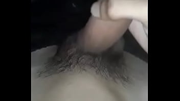 Preview 2 of Xxxxxbo - Mi primo le tom&eacute_ el celular y encontr&eacute_ esto 2