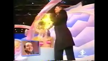 Preview 4 of Oldman Xx - Italian Strip Game Show 1