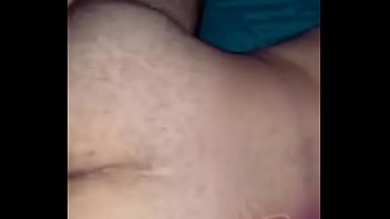 Preview 4 of Arie Hijab - A mi amigo oso le gusta que lo penetre