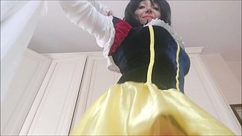 Preview 1 of Cekca - Disney princesses have never been so naughty ... with elsa from &quot_frozen&quot_ and &quot_ Snowhite&quot_