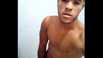 Preview 3 of Annuxxx - Novinho seduzindo cheio de tes&atilde_o