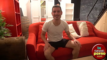 Preview 2 of Xhamster Vietnam - PIETRINO un nuevo actor de la casa porno