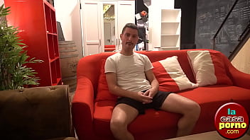 Preview 3 of Xhamster Vietnam - PIETRINO un nuevo actor de la casa porno