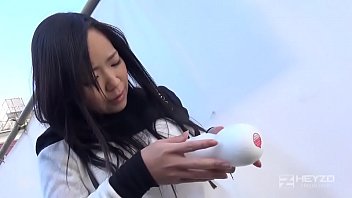 Preview 2 of Real Brazilian Mother Daughter - オナホでシコシコしごいて下さい！～もちろんそれだけじゃ終わりません！！～ - 水野優奈 1