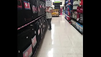Preview 1 of Japan Medusa - Exhibicionismo en el Walmart