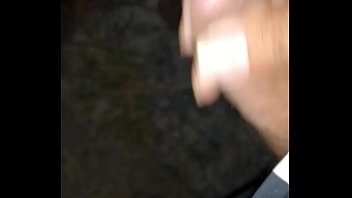 Preview 2 of Ivu Ketiduran - Me pajeo en publico vias del tren