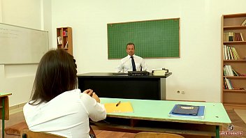 Preview 1 of Ssbbw Mom Son Bbw Xvideo Hd - Seducing my mature teacher in detention (short version)