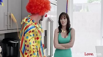 Preview 1 of Missy Tampa - Clown on her MILF Cunt - Alana Cruise
