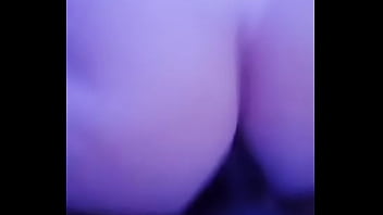 Preview 4 of Boobs Hot Kissng - Cavalgando com o cu pela primeira vez