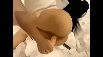 Preview 2 of New Sister And Brother Housh Sex - Le excita que le metan duro el dildo