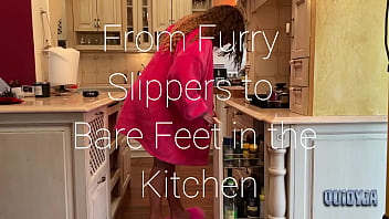 Preview 1 of Video Sexy Selenagomez - From Furry Slippers to Bare Feet in the Kitchen