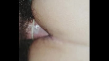 Preview 1 of Xxxcvnm - Me encantan los gringos maduros,  el es un profesor norteamericano de mi universidad que el a&ntilde_o pasado lleg&oacute_ para dictar 2 cursos. En uno de ellos me vio y se enamoro. yo me enamore de su pene colorado.