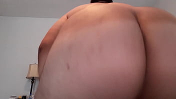 Preview 1 of Bokep Gulat - Shaking my ass
