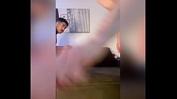 Preview 1 of Video Comendo Mulher Casada - negro roludo torando branquinho passivo gostoso